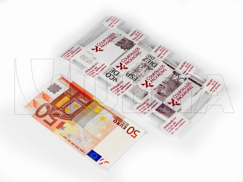 Emballage de billets en thermoformage avec un film flexible