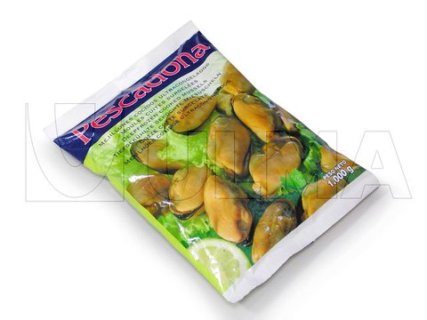 Emballage de moules surgelées en sachet "coussin" sur une ensacheuse verticale