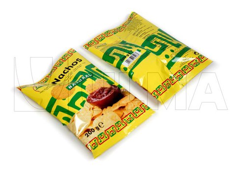 Conditionnement de sachets de Nachos sur une enveloppeuse verticale avec film BOPP.