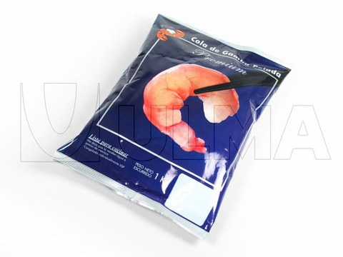 Conditionnement de crevettes congelées en sachet "coussin" avec film laminé.