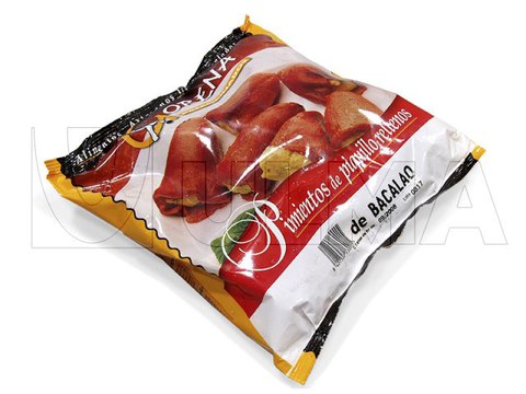 Met kabeljauw gevulde paprika verticaal verpakt in VFFS machine